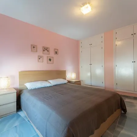 Casadelmar 23 Vacacionales * Marbella