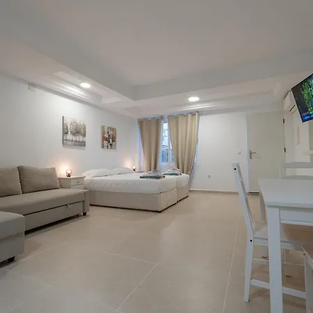 Casadelmar 23 Vacacionales * Marbella